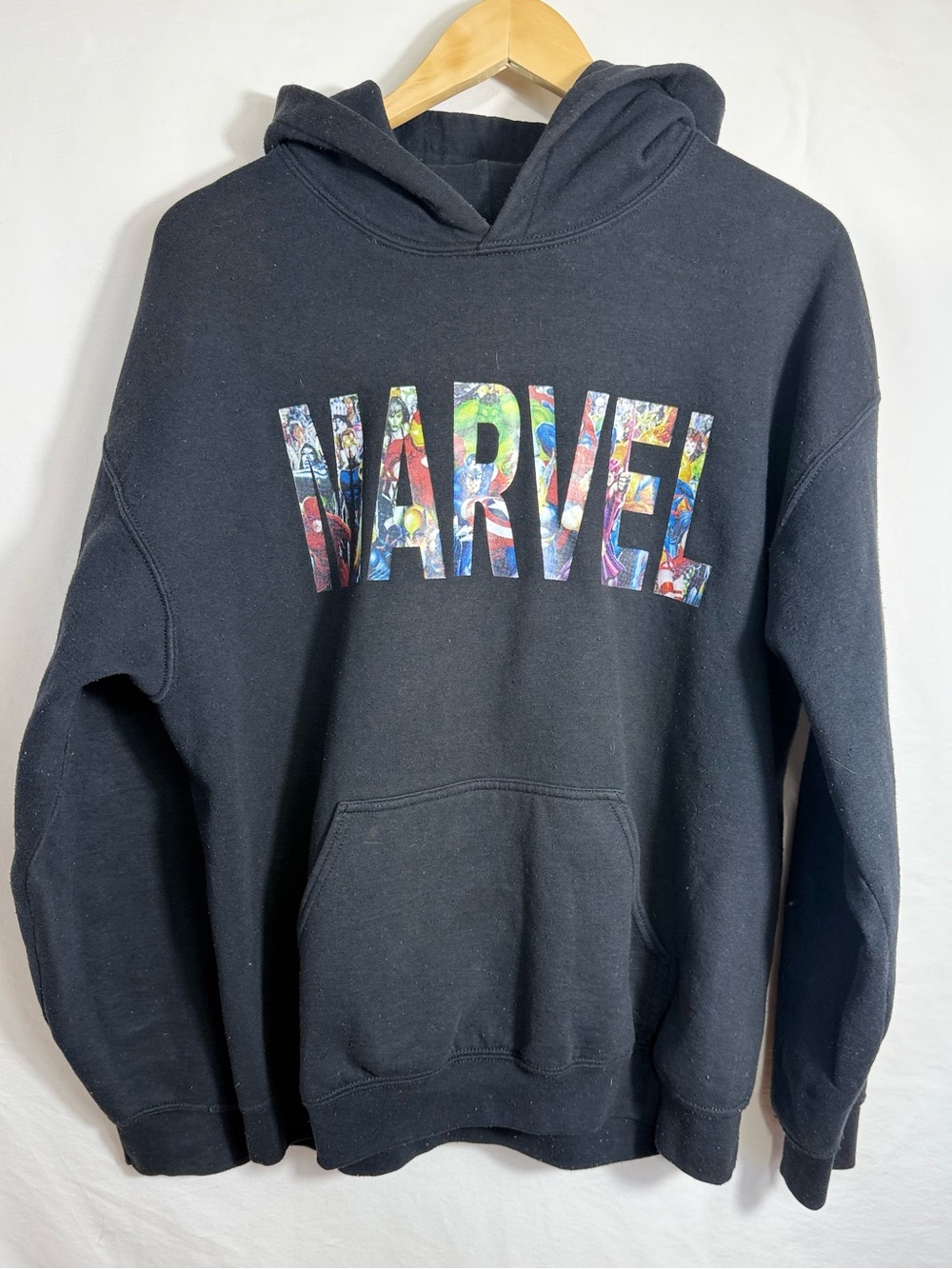 MARVEL Black Hoodie by Gildan Unisex